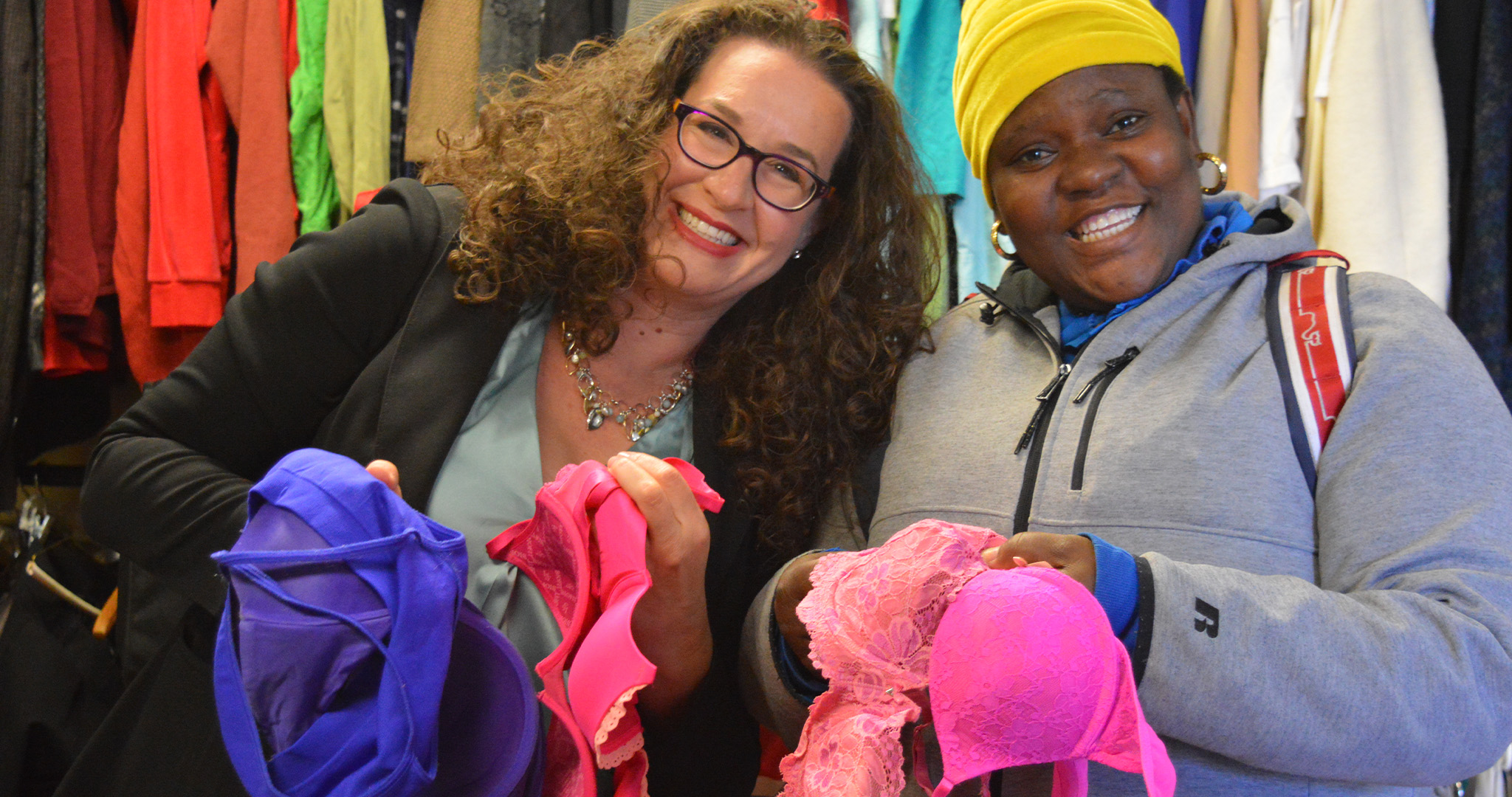 Maurices accepting donations of new, gently used bras, Gaz